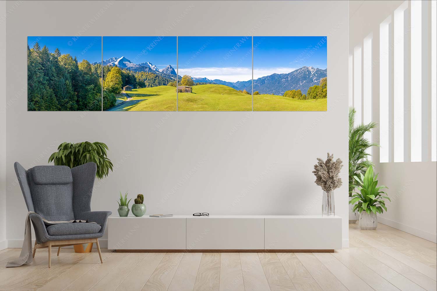 Herbstanfang – Wandbild – 4er Split, Größe ca. 280x70cm, Seitenverhältnis 4:1 — Alpspitze Zugspitze Waxenstein Wiesen bei Wamberg mit Blick zum Zugspitzmassiv - Herbstanfang - Wandbild - 4er Split, Größe ca. 280x70cm, Seitenverhältnis 4:1 - Alpspitze Zugspitze Waxenstein - weitere Infos unter https://www.kriner-weiermann.de