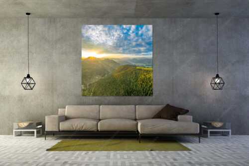 Sonnenaufgang über Benediktenwand mit Jachenau und Walchensee - Licht über dem Land - Wandbild - Größe ca. 160x160cm, Seitenverhältnis 1:1 - Hirschhörnlkopf Pfundalm Benediktenwand - weitere Infos unter https://www.kriner-weiermann.de