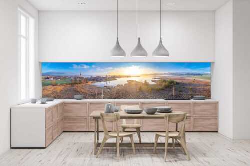 Blick über den Froschhauser See in den Sonnenaufgang - Morgens in Froschhausen - Küchenrückwand - Größe ca. 400x100cm, Seitenverhältnis 4:1 - Froschhausener See mit Kirche - weitere Infos unter https://www.kriner-weiermann.de