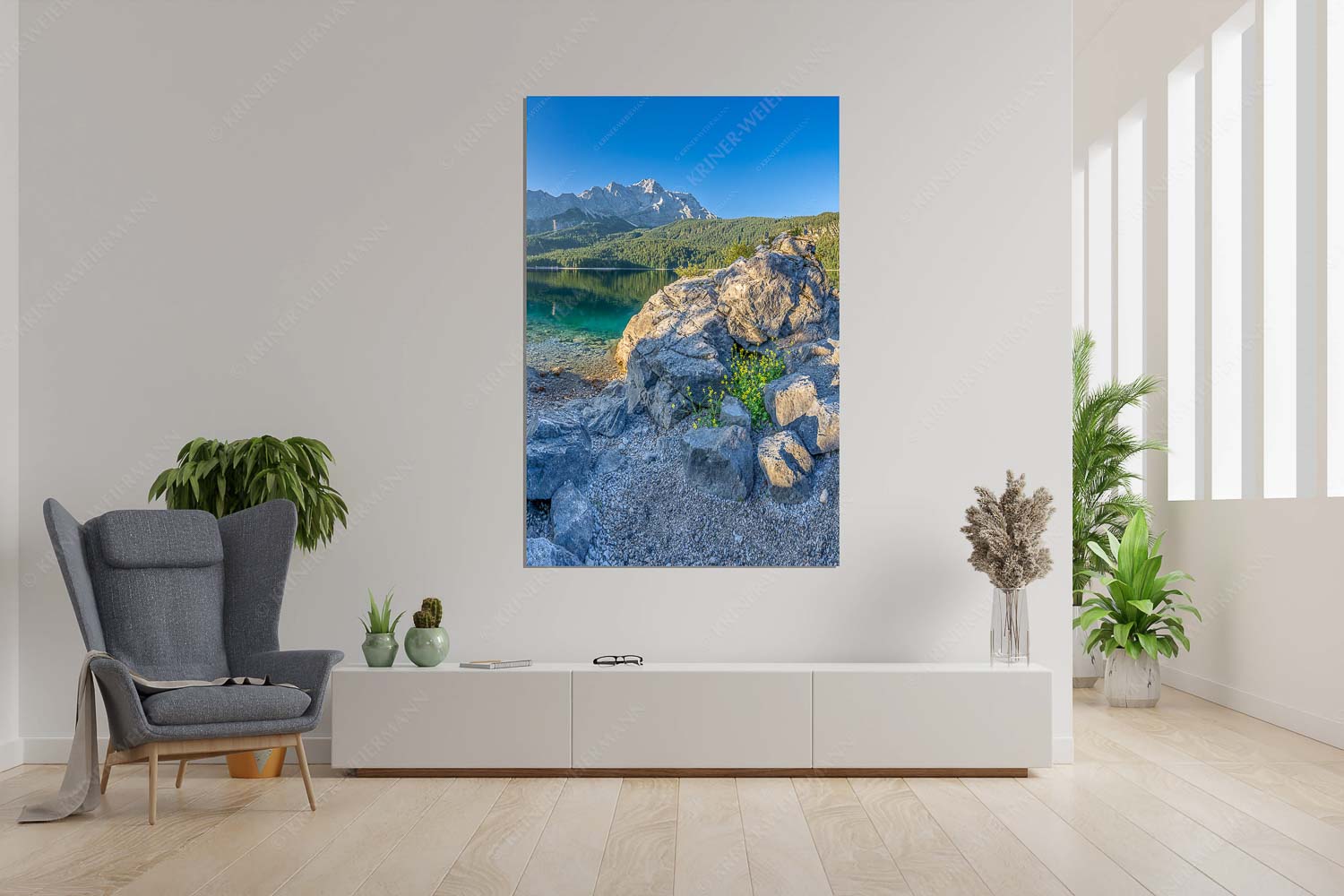 Ruhe vor dem Sturm – Wandbild – Größe ca. 120x180cm, Seitenverhältnis 2:3 — Eibsee Zugspitze Wetterstein Blick über den Eibsee zur Zugspitze - Ruhe vor dem Sturm - Wandbild - Größe ca. 120x180cm, Seitenverhältnis 2:3 - Eibsee Zugspitze Wetterstein - weitere Infos unter https://www.kriner-weiermann.de