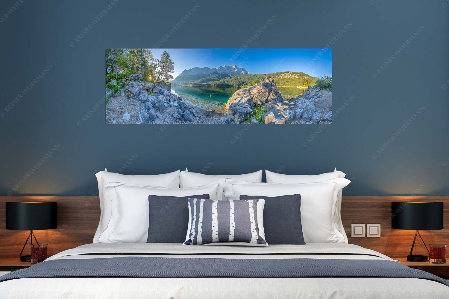 Ruhe vor dem Sturm – Wandbild – Größe ca. 180x60cm, Seitenverhältnis 3:1 — Eibsee Zugspitze Wetterstein Blick über den Eibsee zur Zugspitze - Ruhe vor dem Sturm - Wandbild - Größe ca. 180x60cm, Seitenverhältnis 3:1 - Eibsee Zugspitze Wetterstein - weitere Infos unter https://www.kriner-weiermann.de