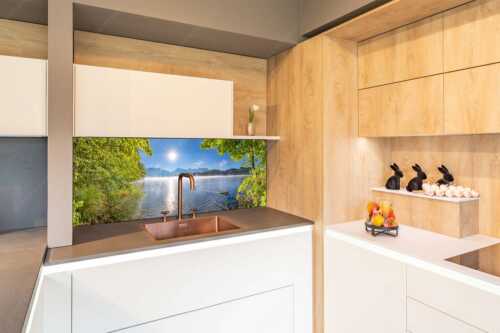 Morgennebel über dem Barmsee mit Karwendel-Silhouette - Uferleuchten - Küchenrückwand - Größe ca. 150x60cm, Seitenverhältnis 2,5:1 - Barmsee Karwendel - weitere Infos unter https://www.kriner-weiermann.de