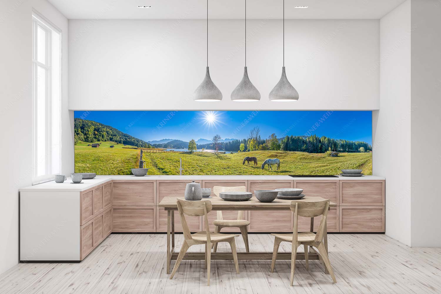 Zwischen Pferd und Berg – Küchenrückwand – Größe ca. 400x100cm, Seitenverhältnis 4:1 — Geroldsee Karwendel Zwei Pferde auf Herbstweide vor dem Geroldsee mit Blick zum Wörner im Karwendel - Zwischen Pferd und Berg - Küchenrückwand - Größe ca. 400x100cm, Seitenverhältnis 4:1 - Geroldsee Karwendel - weitere Infos unter https://www.kriner-weiermann.de
