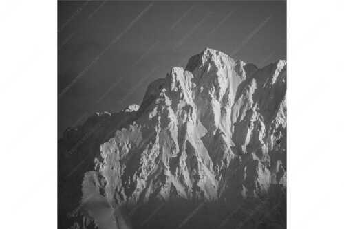 Winterlicher Wörner im Karwendel bei Sonnenuntergang - Alaska Style - Seitenverhältnis 1:1 - Karwendel-Wörner - weitere Infos unter https://www.kriner-weiermann.de