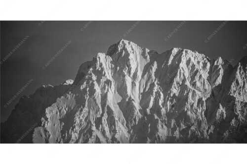 Winterlicher Wörner im Karwendel bei Sonnenuntergang - Alaska Style - Seitenverhältnis 2:1 - Karwendel-Wörner - weitere Infos unter https://www.kriner-weiermann.de