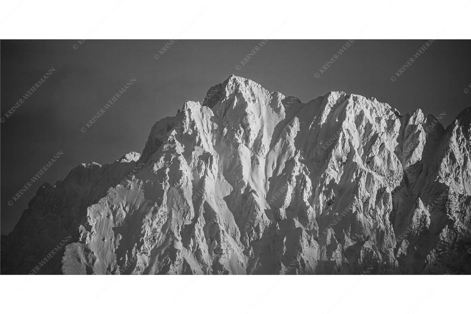 Alaska Style – Seitenverhältnis 2:1 — Karwendel-Wörner Winterlicher Wörner im Karwendel bei Sonnenuntergang