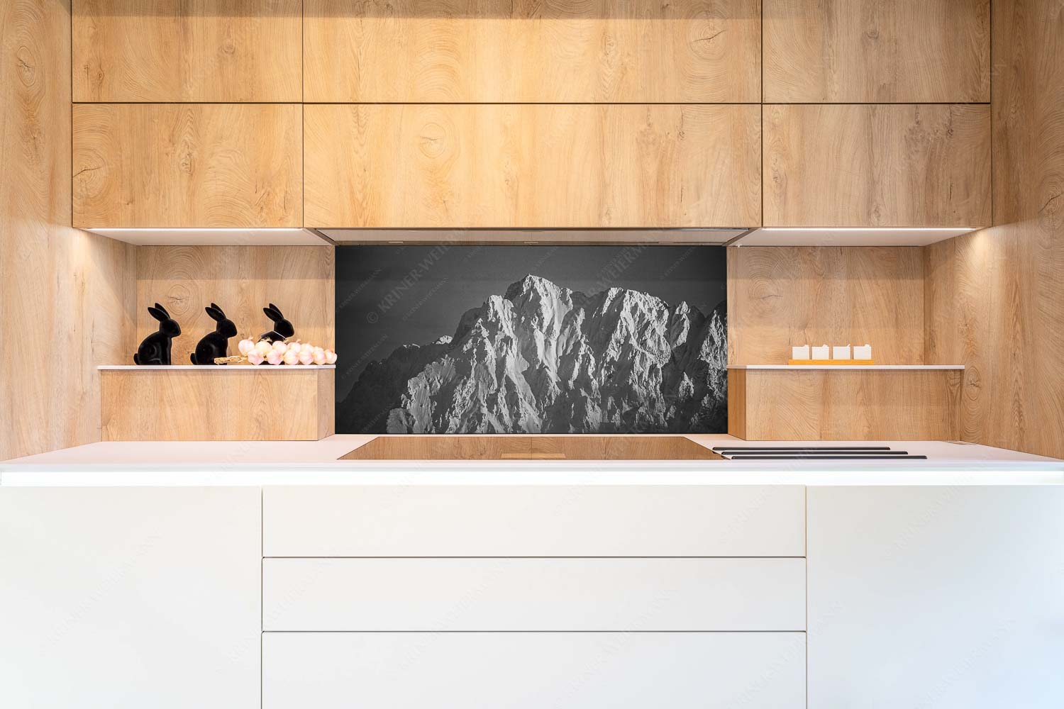 Alaska Style – Küchenrückwand – Größe ca. 120x60cm, Seitenverhältnis 2:1 — Karwendel-Wörner Winterlicher Wörner im Karwendel bei Sonnenuntergang - Alaska Style - Küchenrückwand - Größe ca. 120x60cm, Seitenverhältnis 2:1 - Karwendel-Wörner - weitere Infos unter https://www.kriner-weiermann.de