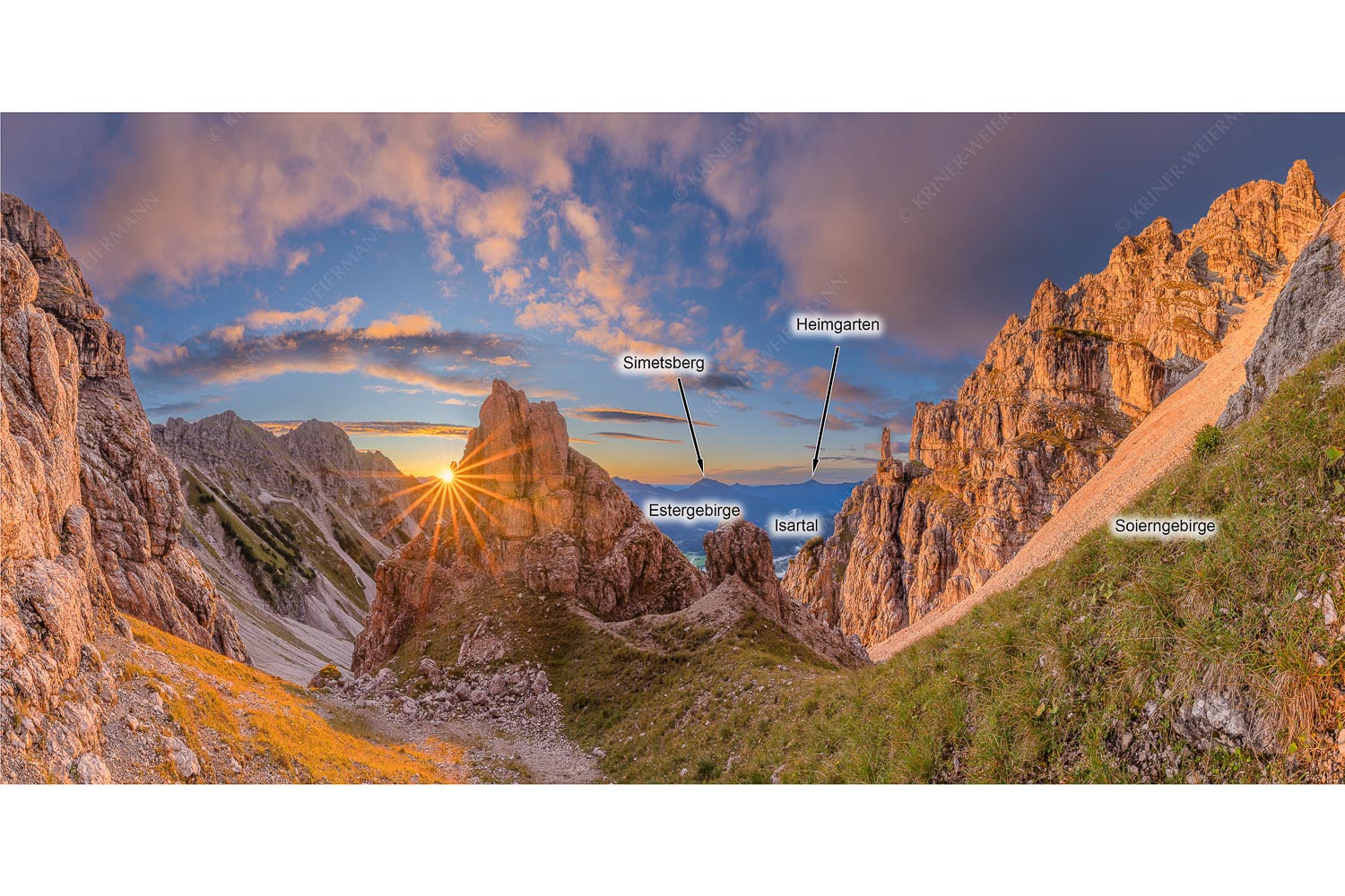 Leuchttürme — Felstürme im Abendlicht im Soierngebirge - Leuchttürme -