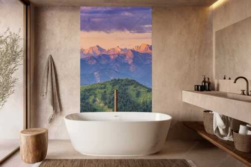 Panoramablick auf die Nordwände des Karwendels im ersten Morgenlicht - Karwendel Erwacht - Wandbild - Größe ca. 160x240cm, Seitenverhältnis 2:3 - Alpines Morgenpanorama - weitere Infos unter https://www.kriner-weiermann.de