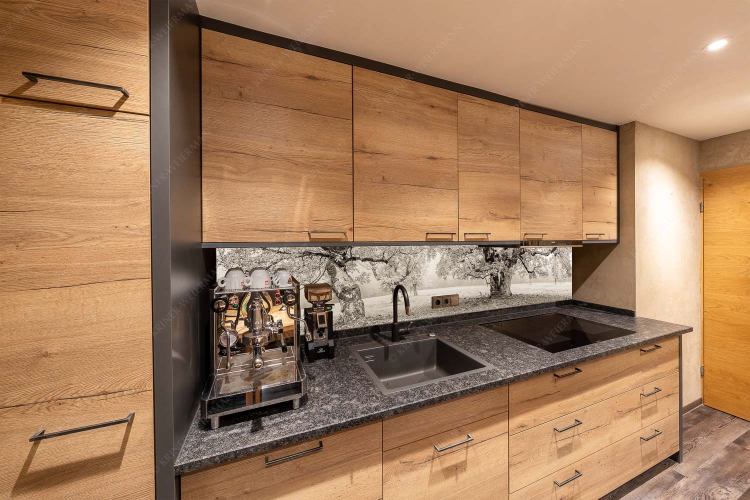 Stille Farben – Küchenspiegel – Größe ca. 270x54cm, Seitenverhältnis 5:1 — Bergahorne Herbst Karwend Bergahorne in herbstlicher Pracht im Karwendelgebirge - Stille Farben - Küchenspiegel - Größe ca. 270x54cm, Seitenverhältnis 5:1 - Bergahorne Herbst Karwend - weitere Infos unter https://www.kriner-weiermann.de