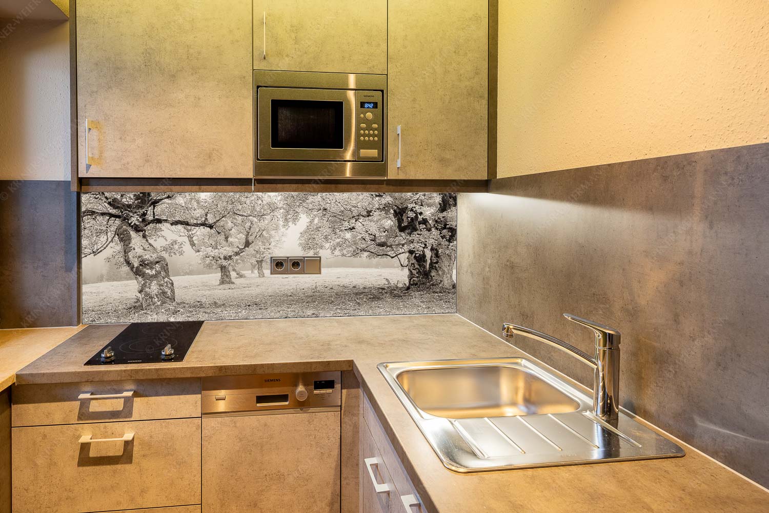 Stille Farben – Küchenrückwand – Größe ca. 150x60cm, Seitenverhältnis 2,5:1 — Bergahorne Herbst Karwend Bergahorne in herbstlicher Pracht im Karwendelgebirge - Stille Farben - Küchenrückwand - Größe ca. 150x60cm, Seitenverhältnis 2,5:1 - Bergahorne Herbst Karwend - weitere Infos unter https://www.kriner-weiermann.de