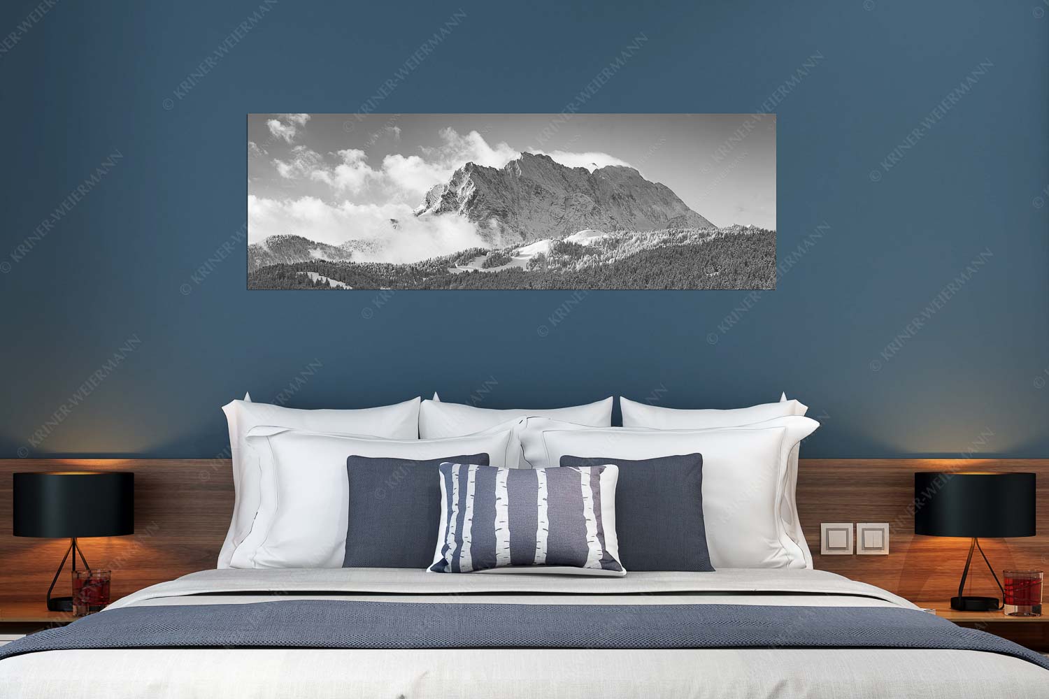 Wetterstein-Rendezvous – Wandbild – Größe ca. 180x60cm, Seitenverhältnis 3:1 — Hoher Kranzberg mit Wettersteinspitzen Nach Neuschneefällen präsentieren sich das Kranzberggebiet mit den hoch aufragenden Wettersteinwänden - Wetterstein-Rendezvous - Wandbild - Größe ca. 180x60cm, Seitenverhältnis 3:1 - Hoher Kranzberg mit Wettersteinspitzen - weitere Infos unter https://www.kriner-weiermann.de