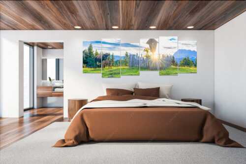 Mutterkuh mit Kalb und Feldkreuz mit Blick zum Karwendelgebirge - Wohl behütet - Wandbild - 6er Split, Größe ca. 280x112cm, Seitenverhältnis 2,5:1 - Mutterkuh Kalb Feldkreuz - weitere Infos unter https://www.kriner-weiermann.de