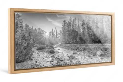 Sonnenaufgang am Isarursprung - Isarursprung I - Foto im Schattenfugen-Rahmen, Seitenverhältnis 2:1 - Isarursprung Karwendel - weitere Infos unter https://www.kriner-weiermann.de