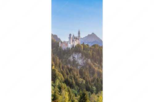 Schloss Neuschwanstein und Schloss Hohenschwangau bei Sonnenuntergang - Königliche Landschaft - Seitenverhältnis 1:2 - Schloss Neuschwanstein - weitere Infos unter https://www.kriner-weiermann.de