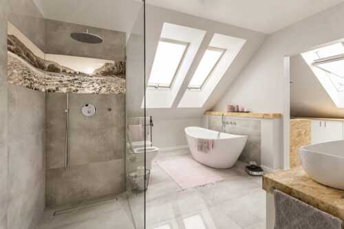 Blick über das Flussbett der Isar in den Sonnenaufgang am Karwendel - Rolling Stones - LED-Leuchtbild - 2-Teilig, Größe ca. 240x60cm, Seitenverhältnis 4:1 - Isar Flussbett - weitere Infos unter https://www.kriner-weiermann.de