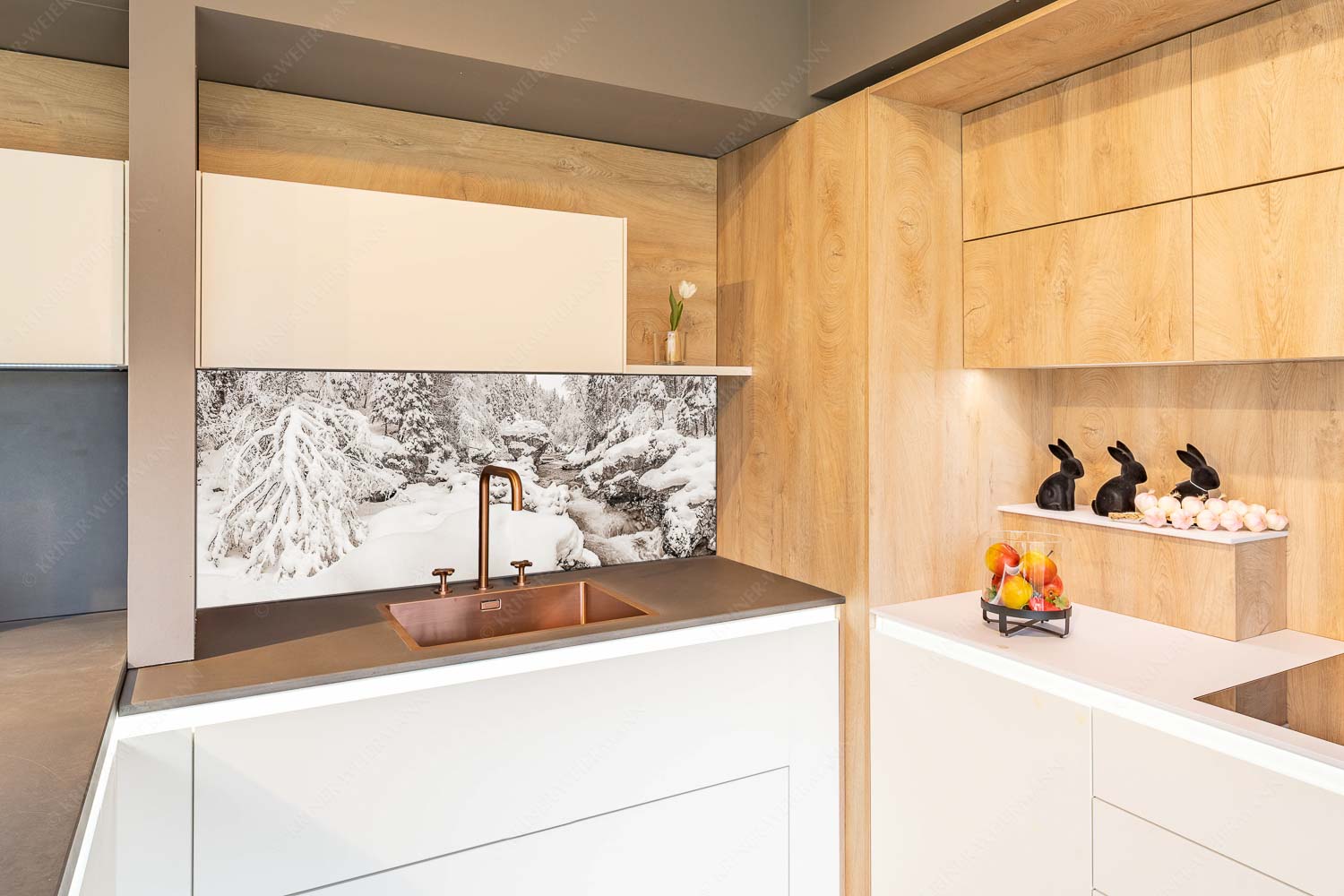 Stein der Weisen – Küchenrückwand – Größe ca. 150x60cm, Seitenverhältnis 2,5:1 — Rissbach im Karwendel Der verschneite Rissbach zwischen Vorder- und Hinterriß - Stein der Weisen - Küchenrückwand - Größe ca. 150x60cm, Seitenverhältnis 2,5:1 - Rissbach im Karwendel - weitere Infos unter https://www.kriner-weiermann.de