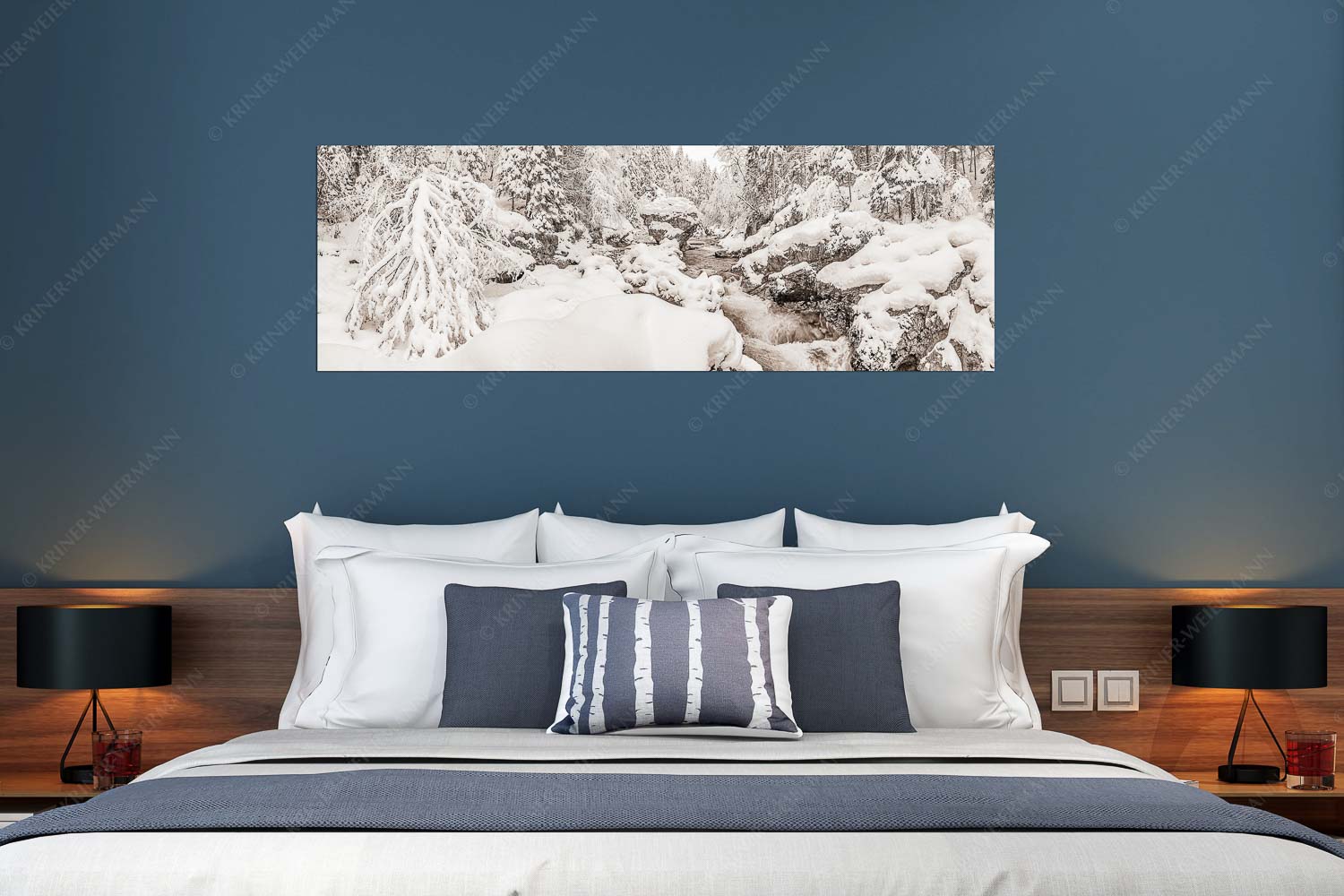 Stein der Weisen – Wandbild – Größe ca. 180x60cm, Seitenverhältnis 3:1 — Rissbach im Karwendel Der verschneite Rissbach zwischen Vorder- und Hinterriß - Stein der Weisen - Wandbild - Größe ca. 180x60cm, Seitenverhältnis 3:1 - Rissbach im Karwendel - weitere Infos unter https://www.kriner-weiermann.de