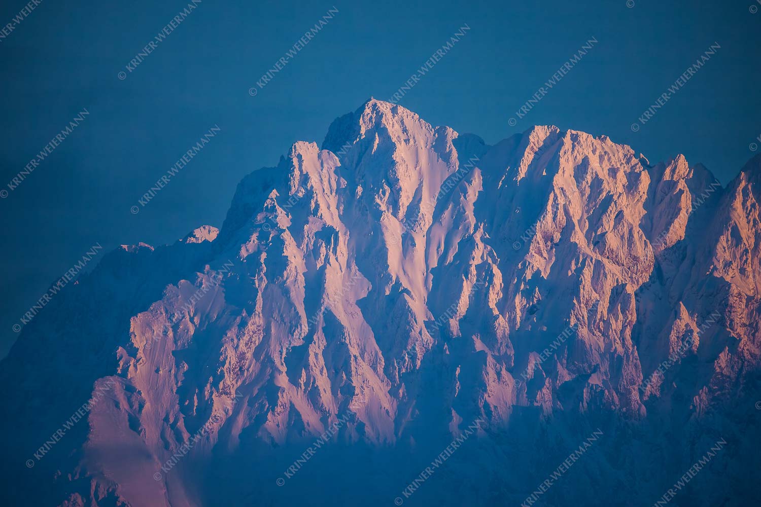 Alaska Style – Seitenverhältnis 3:2 — Karwendel-Wörner Winterlicher Wörner im Karwendel bei Sonnenuntergang