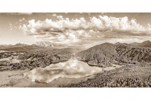 Blick über den Barmsee zum Wettersteingebirge - Der Lieblings See - Seitenverhältnis 2:1 - Barmsee Krün - weitere Infos unter https://www.kriner-weiermann.de