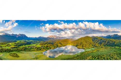Blick über den Barmsee zum Wettersteingebirge - Der Lieblings See - Seitenverhältnis 3:1 - Barmsee Krün - weitere Infos unter https://www.kriner-weiermann.de