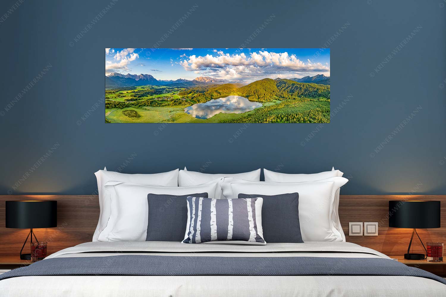 Der Lieblings See – Wandbild – Größe ca. 180x60cm, Seitenverhältnis 3:1 — Barmsee Krün Blick über den Barmsee zum Wettersteingebirge - Der Lieblings See - Wandbild - Größe ca. 180x60cm, Seitenverhältnis 3:1 - Barmsee Krün - weitere Infos unter https://www.kriner-weiermann.de