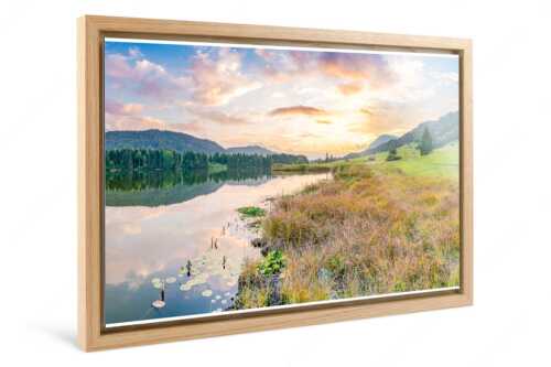 Sonnenuntergang am Geroldsee mit Wettertstein und Wank - Harmonie - Foto im Schattenfugen-Rahmen, Seitenverhältnis 3:2 - Abendstimmung am Geroldsee - weitere Infos unter https://www.kriner-weiermann.de