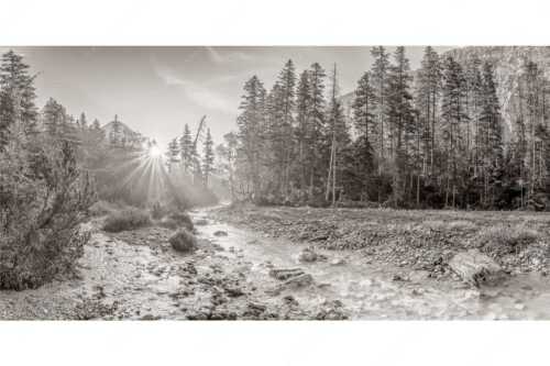 Sonnenaufgang am Isarursprung - Isarursprung I - Seitenverhältnis 2:1 - Isarquelle im Karwendel - weitere Infos unter https://www.kriner-weiermann.de