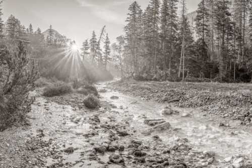 Sonnenaufgang am Isarursprung - Isarursprung I - Seitenverhältnis 3:2 - Isarquelle im Karwendel - weitere Infos unter https://www.kriner-weiermann.de