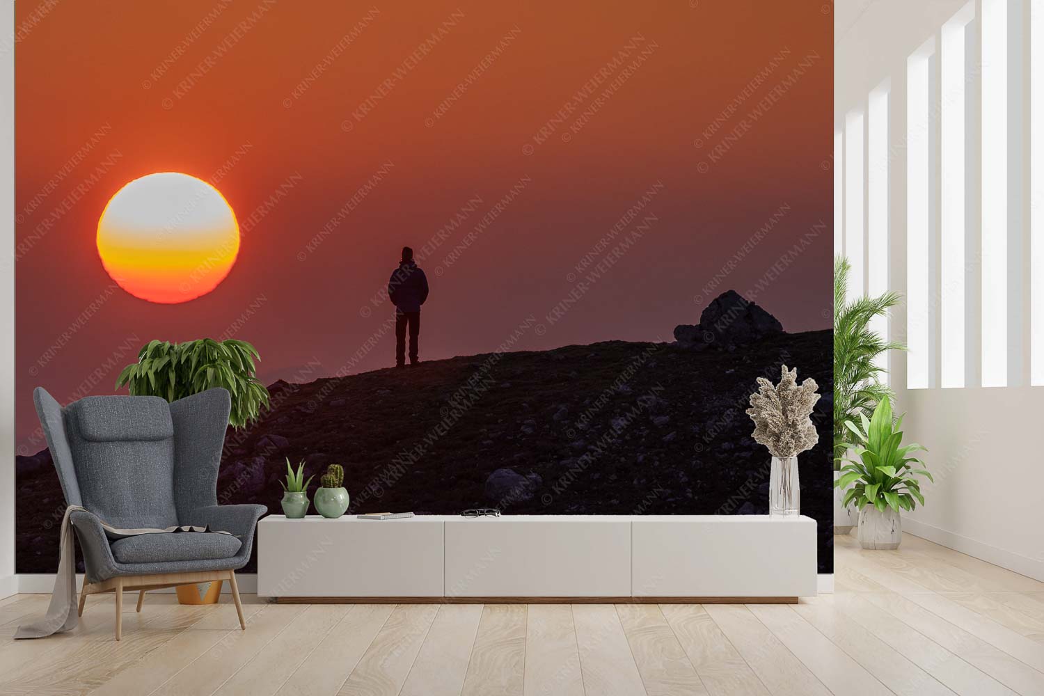 Sonnenaufgang – Fototapete – Größe ca. 300x200cm, Seitenverhältnis 3:2 — Alpspitze – Stuiben Sonnenaufgang im Wettersteingebirge - Sonnenaufgang - Fototapete - Größe ca. 300x200cm, Seitenverhältnis 3:2 - Alpspitze - Stuiben - weitere Infos unter https://www.kriner-weiermann.de