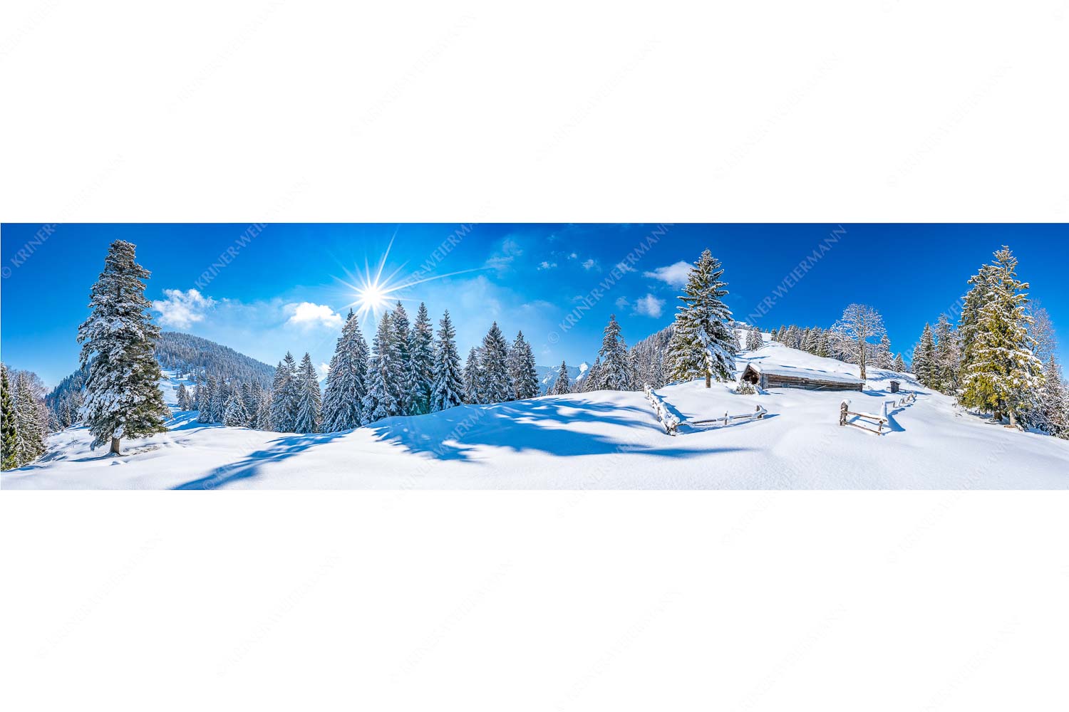 Verschneite Grasbergalm im Soierngebirge mit Krapfenkarspitze