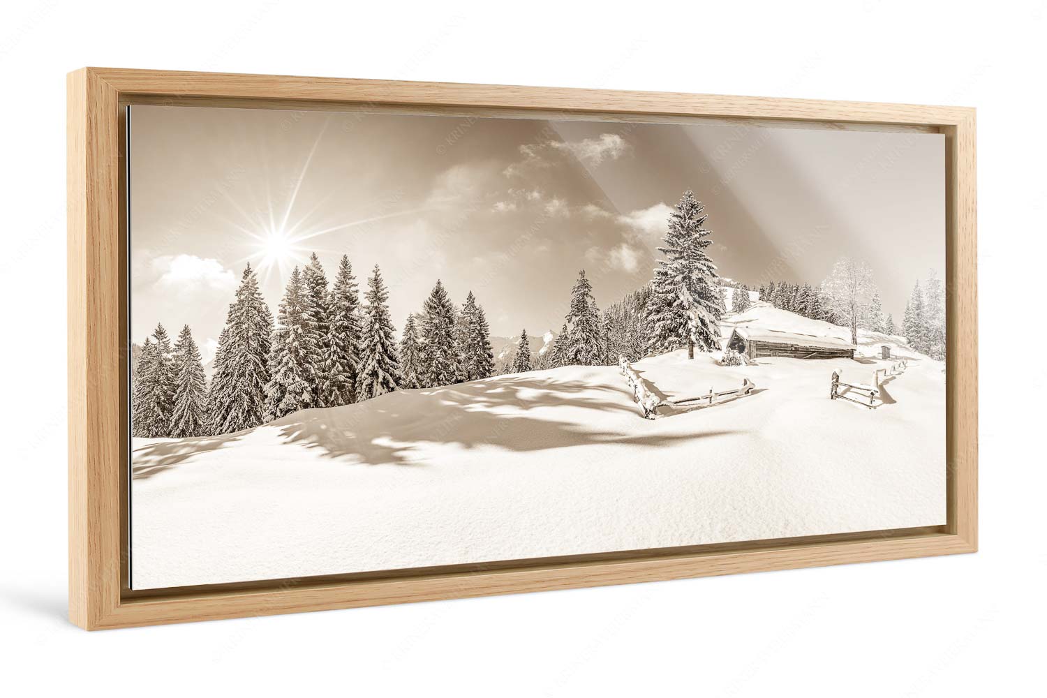 Winterruhe – Foto im Schattenfugen-Rahmen, Seitenverhältnis 2:1 — Alm Soierngebirge Schneelandschaft Verschneite Grasbergalm im Soierngebirge mit Krapfenkarspitze - Winterruhe - Foto im Schattenfugen-Rahmen, Seitenverhältnis 2:1 - Alm Soierngebirge Schneelandschaft - weitere Infos unter https://www.kriner-weiermann.de