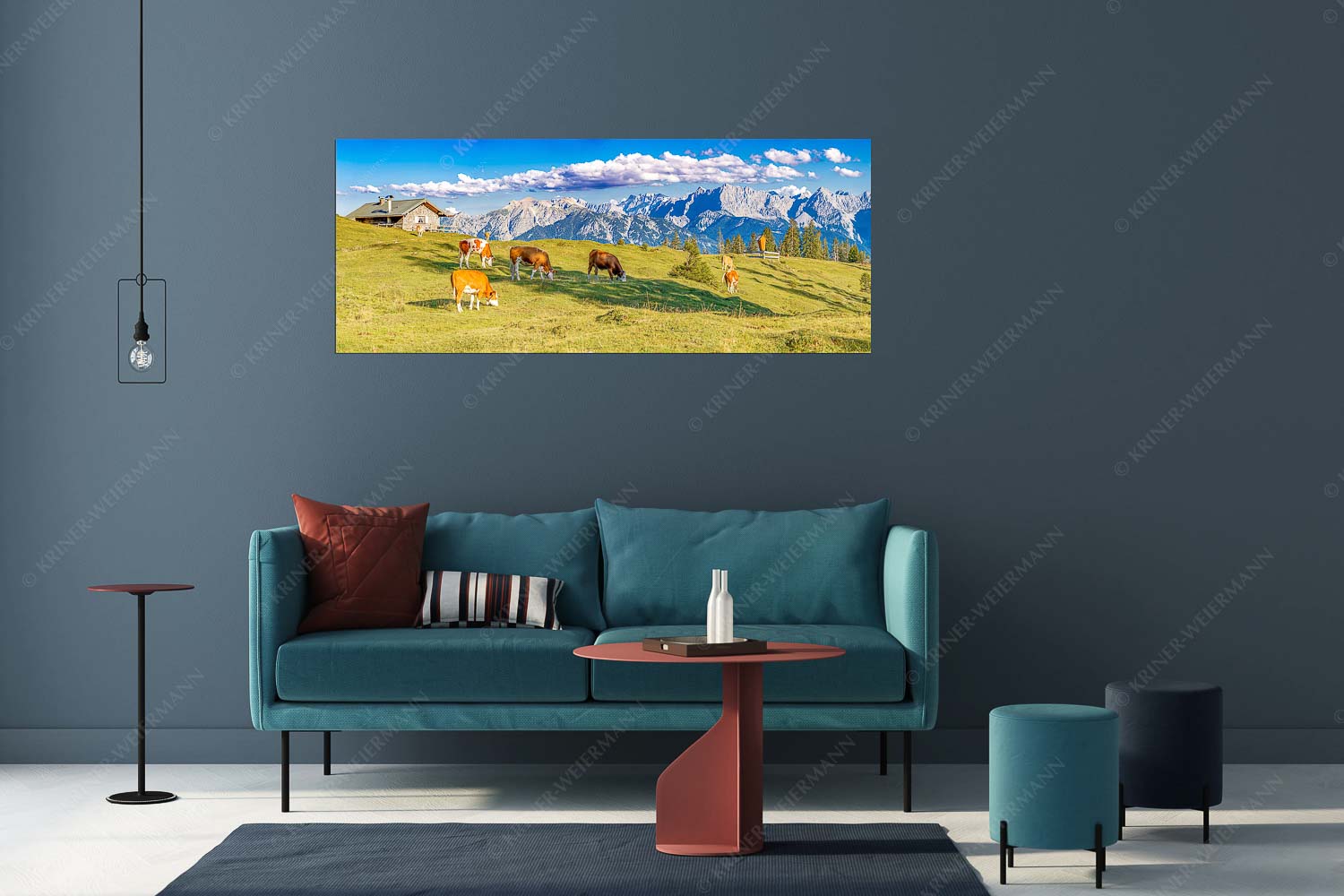 Auf da Krüneralm IV – Wandbild – Größe ca. 175x70cm, Seitenverhältnis 2,5:1 — Junge Kälber im Estergebirge Blick über Krüneralm ins Karwendelgebirge - Auf da Krüneralm IV - Wandbild - Größe ca. 175x70cm, Seitenverhältnis 2,5:1 - Junge Kälber im Estergebirge - weitere Infos unter https://www.kriner-weiermann.de