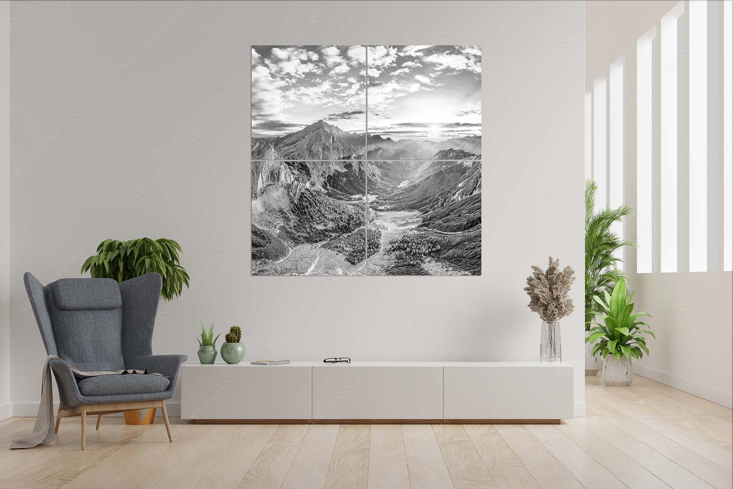 Der Abschiedskuss – Wandbild – 4er Split, Größe ca. 180x180cm, Seitenverhältnis 1:1 — Speckkarspitze im Karwendel Die Sonne scheint noch kurz entlang des Hallerangers in die Nordwand der Speckkarspitze - Der Abschiedskuss - Wandbild - 4er Split, Größe ca. 180x180cm, Seitenverhältnis 1:1 - Speckkarspitze im Karwendel - weitere Infos unter https://www.kriner-weiermann.de