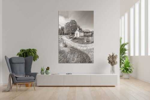 Sonnenaufgang an der Kapelle Maria Rast in Krün mit Karwendel- und Wettersteingebirge - Morgenandacht - Wandbild - Größe ca. 120x180cm, Seitenverhältnis 2:3 - Kapelle Maria Rast Krün - weitere Infos unter https://www.kriner-weiermann.de