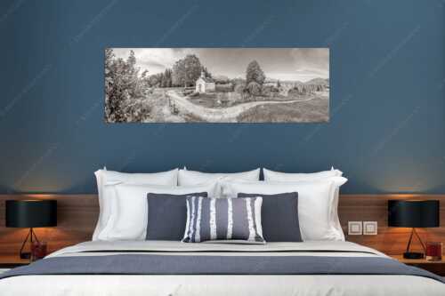 Sonnenaufgang an der Kapelle Maria Rast in Krün mit Karwendel- und Wettersteingebirge - Morgenandacht - Wandbild - Größe ca. 180x60cm, Seitenverhältnis 3:1 - Kapelle Maria Rast Krün - weitere Infos unter https://www.kriner-weiermann.de