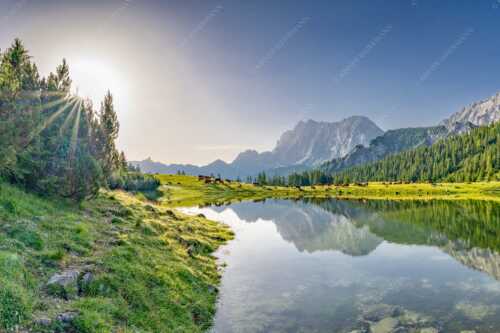 Almsommer auf der Fereineralm im Karwendelgebirge - Almfrieden - Seitenverhältnis 3:2 - Vereineralm im Karwendel - weitere Infos unter https://www.kriner-weiermann.de