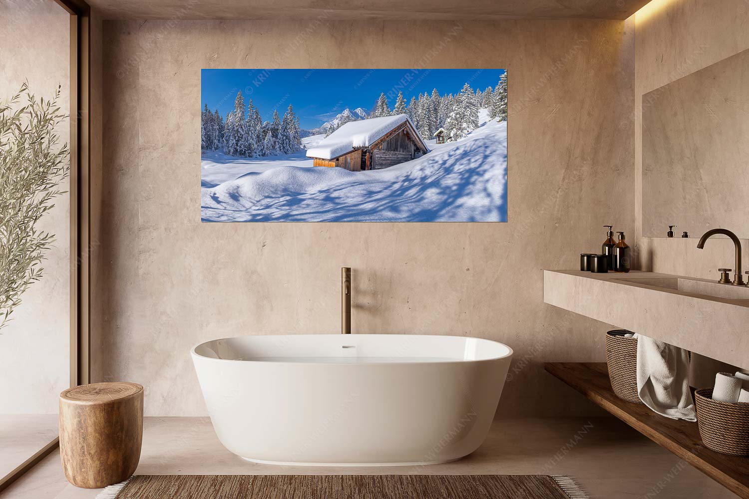 Frisch verschneiter Heustadl bei Mittenwald mit Wettersteinspitzen - Schönheit der Stille - Wandbild - Größe ca. 180x90cm, Seitenverhältnis 2:1 - Buckelwiesen am Kranzberg - weitere Infos unter https://www.kriner-weiermann.de