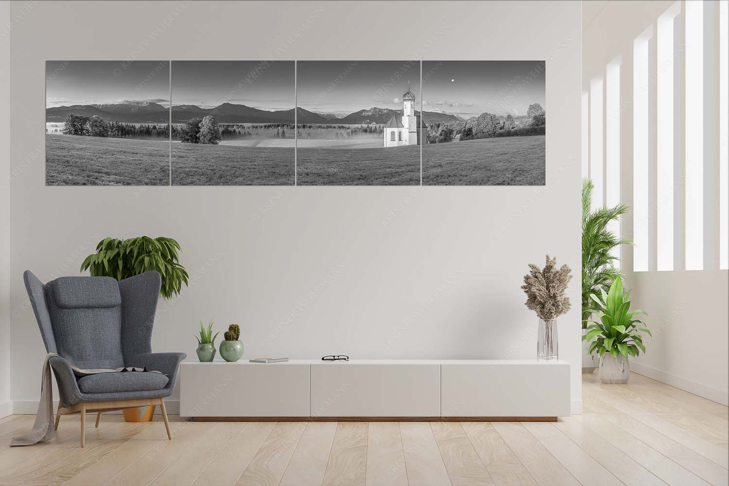 Seliger Morgen – Wandbild – 4er Split, Größe ca. 280x70cm, Seitenverhältnis 4:1 — Sankt Johann – Penzberg Die malerisch gelegene Kirche in Sankt Johannisrain mit Bayrischen voralpen - Seliger Morgen - Wandbild - 4er Split, Größe ca. 280x70cm, Seitenverhältnis 4:1 - Sankt Johann - Penzberg - weitere Infos unter https://www.kriner-weiermann.de