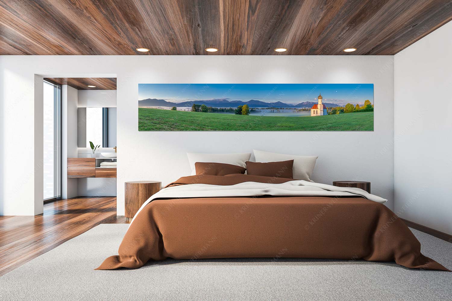 Seliger Morgen – Wandbild – Größe ca. 300x60cm, Seitenverhältnis 5:1 — Sankt Johann – Penzberg Die malerisch gelegene Kirche in Sankt Johannisrain mit Bayrischen voralpen - Seliger Morgen - Wandbild - Größe ca. 300x60cm, Seitenverhältnis 5:1 - Sankt Johann - Penzberg - weitere Infos unter https://www.kriner-weiermann.de
