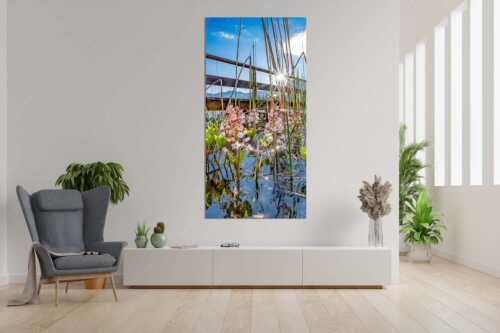 Im Frühling blüht der Vieberklee entlang der Ufer des Lautersees - Taufrisch - Wandbild - Größe ca. 90x180cm, Seitenverhältnis 1:2 - Lautersee mit Karwendel - weitere Infos unter https://www.kriner-weiermann.de