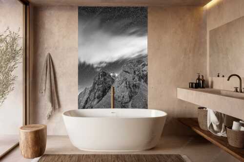 Die Meilerhütte bei Nacht tront wie eine Kanzel - Sternstunden - Wandbild - Größe ca. 160x240cm, Seitenverhältnis 2:3 - Meilerhütte - Wettersteingebirge - weitere Infos unter https://www.kriner-weiermann.de