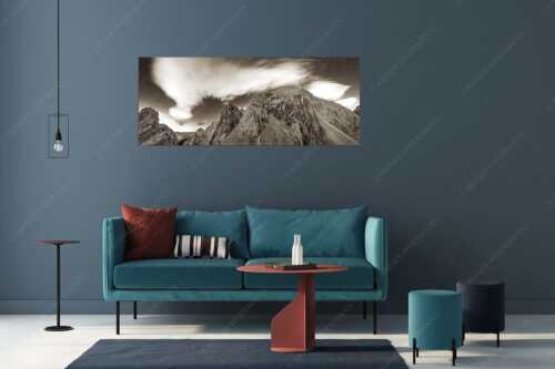 Die Meilerhütte bei Nacht tront wie eine Kanzel - Sternstunden - Wandbild - Größe ca. 175x70cm, Seitenverhältnis 2,5:1 - Meilerhütte - Wettersteingebirge - weitere Infos unter https://www.kriner-weiermann.de