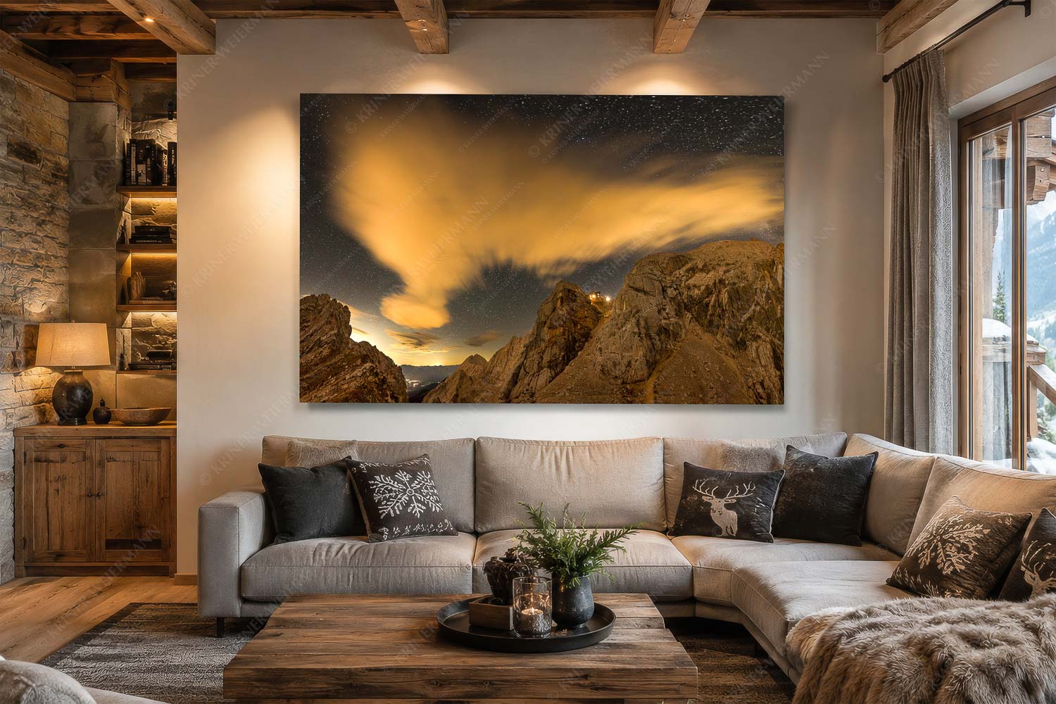 Die Meilerhütte bei Nacht tront wie eine Kanzel - Sternstunden - Wandbild - Größe ca. 210x140cm, Seitenverhältnis 3:2 - Meilerhütte - Wettersteingebirge - weitere Infos unter https://www.kriner-weiermann.de