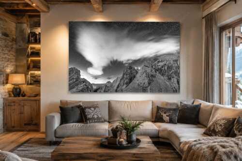 Die Meilerhütte bei Nacht tront wie eine Kanzel - Sternstunden - Wandbild - Größe ca. 210x140cm, Seitenverhältnis 3:2 - Meilerhütte - Wettersteingebirge - weitere Infos unter https://www.kriner-weiermann.de