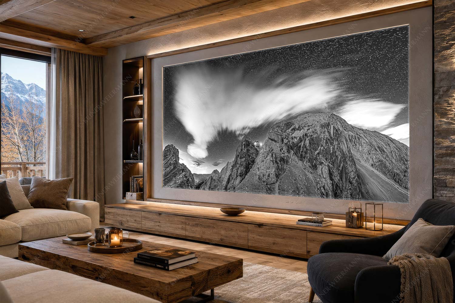 Sternstunden – LED Leuchtbild – Größe ca. 300x150cm, Seitenverhältnis 2:1 — Meilerhütte – Wettersteingebirge Die Meilerhütte bei Nacht tront wie eine Kanzel - Sternstunden - LED Leuchtbild - Größe ca. 300x150cm, Seitenverhältnis 2:1 - Meilerhütte - Wettersteingebirge - weitere Infos unter https://www.kriner-weiermann.de